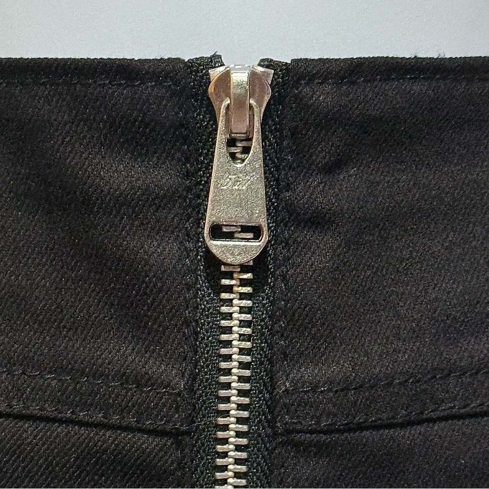 NWT Cinq à Sept Loren Stretch Cropped Flare  Zip Cotton Denim Pant Black Size 14 - Picture 11 of 13